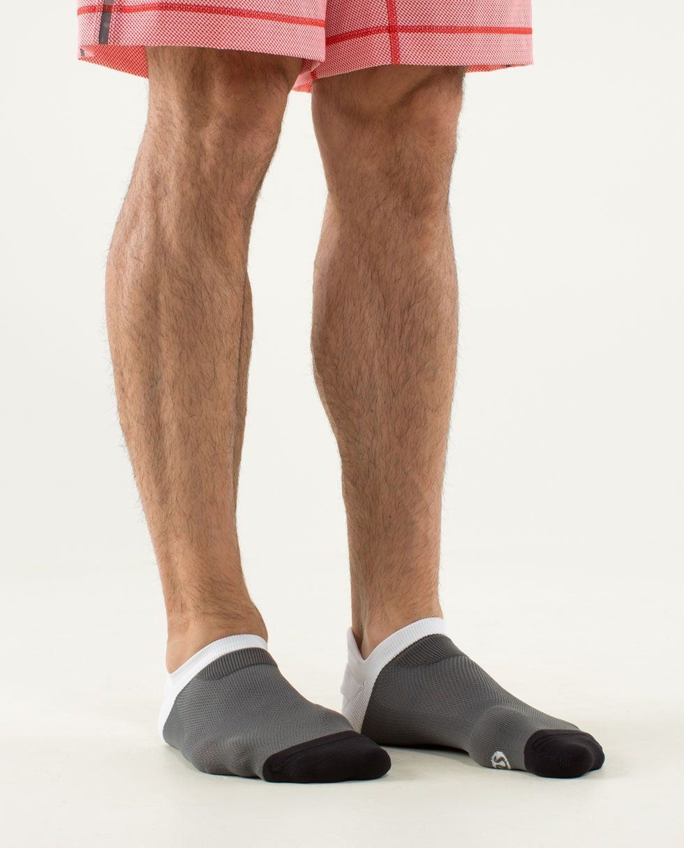 Mens Ultimate No Show Run Sock
