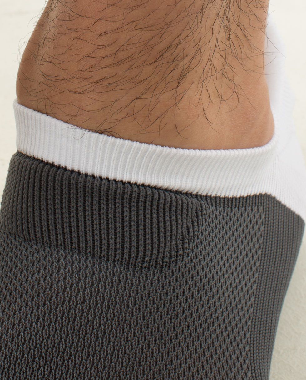 Mens Ultimate No Show Run Sock