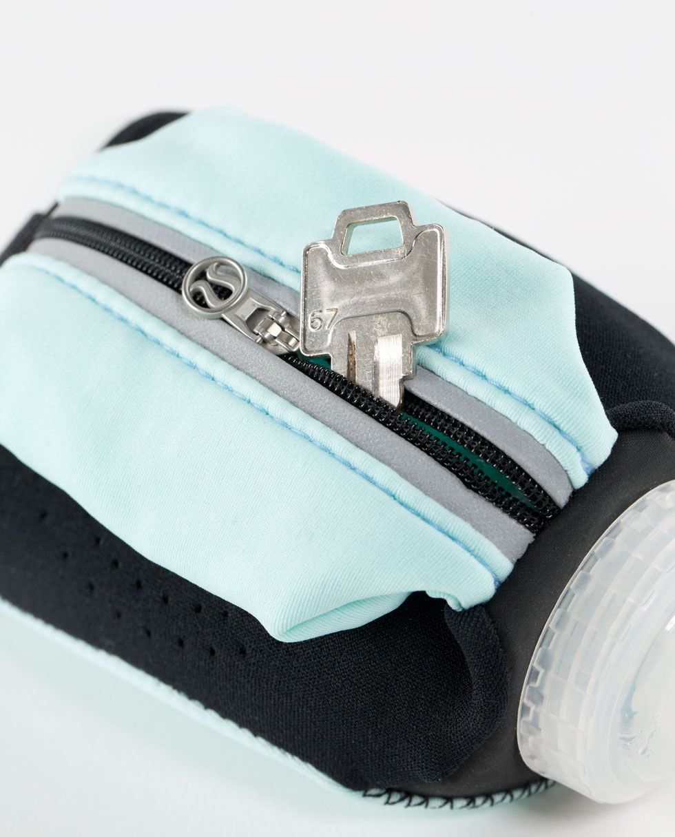 Hydraform Handheld Hydration