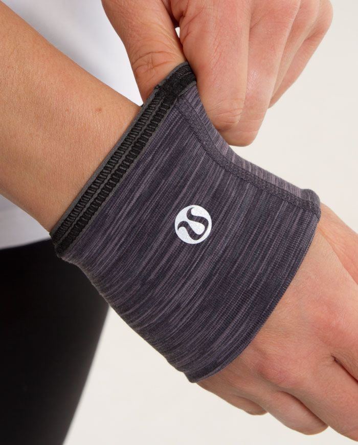 Brisk Run Key Cuff            
