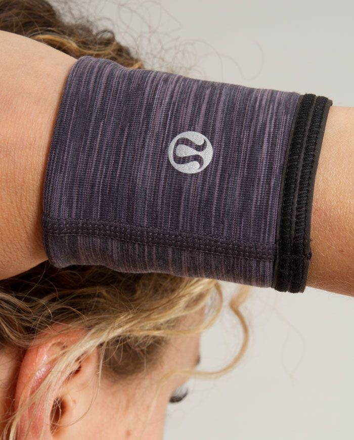 Brisk Run Key Cuff            