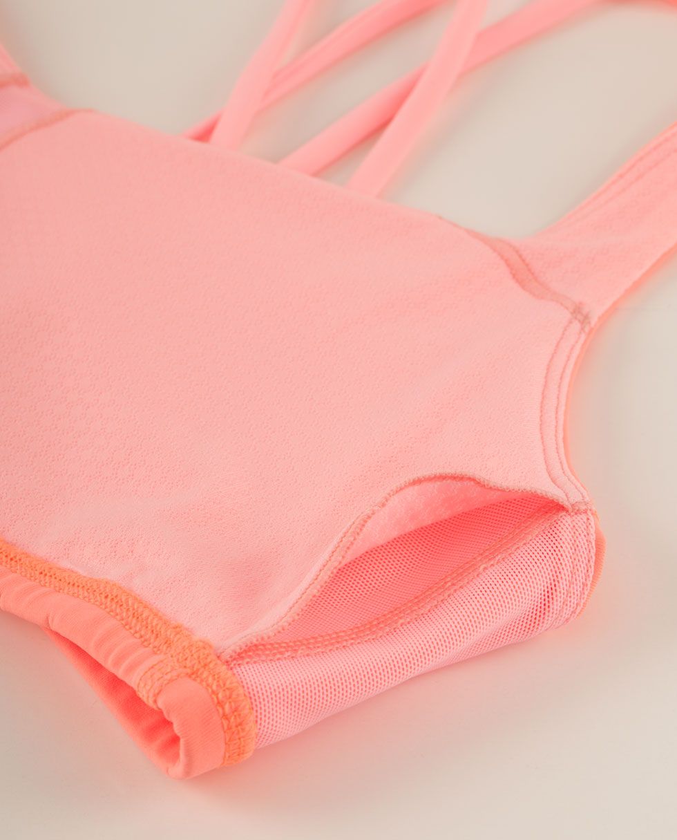Free To Be Bra