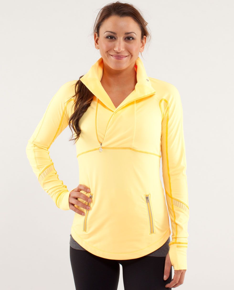 RUN:Reflect Pullover