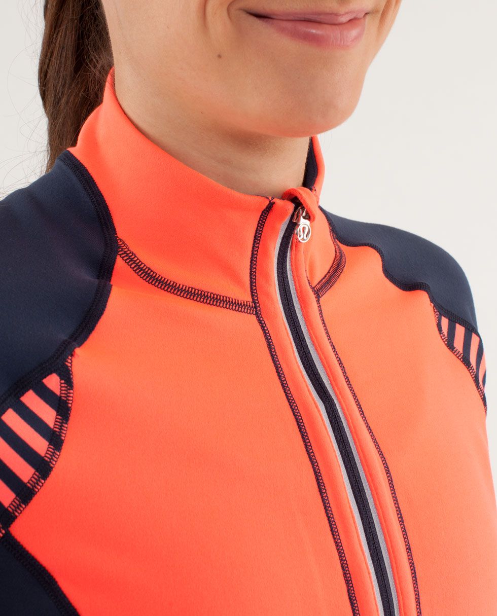 RUN:U-Turn Pullover