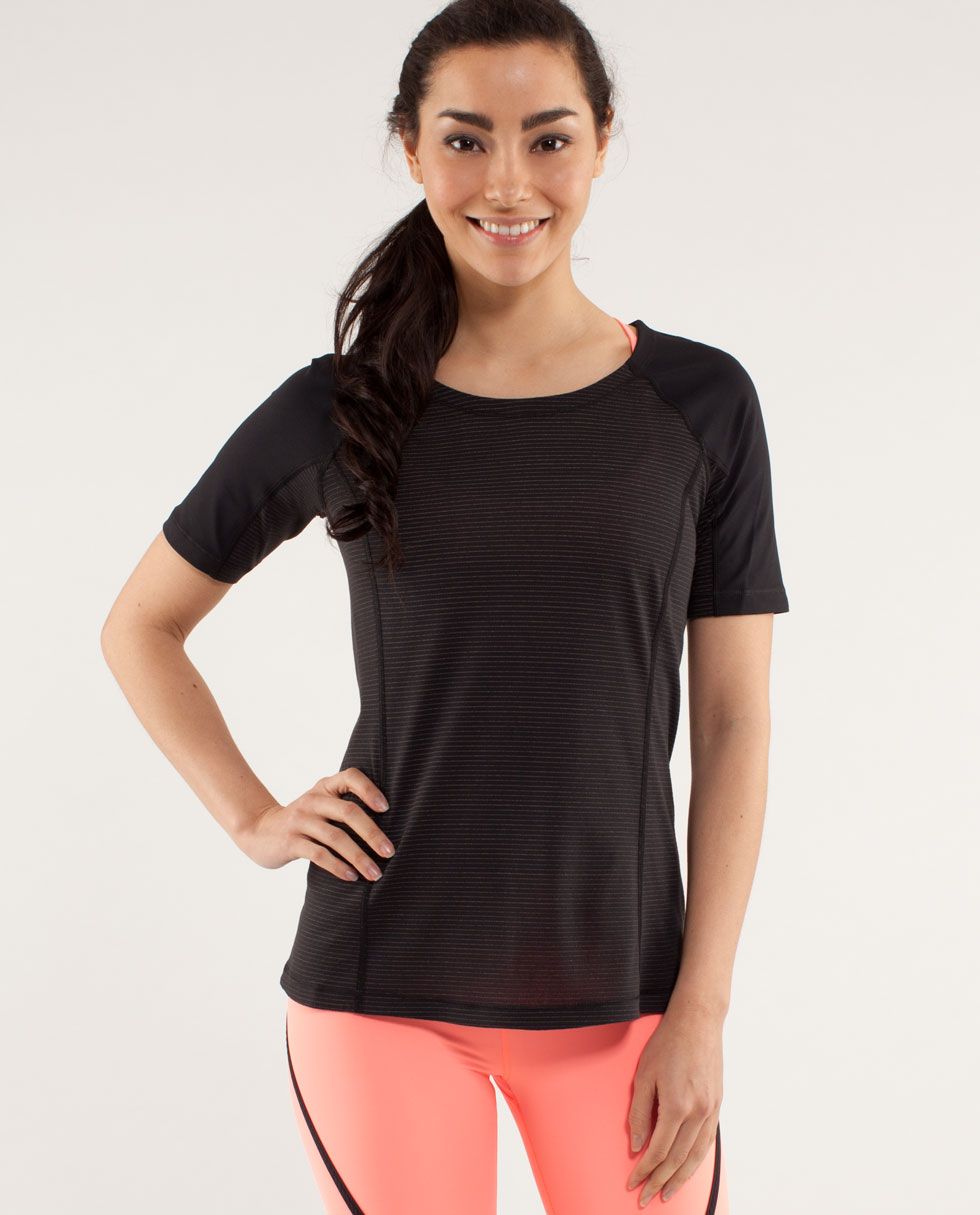 RUN:Turn It Up Tee