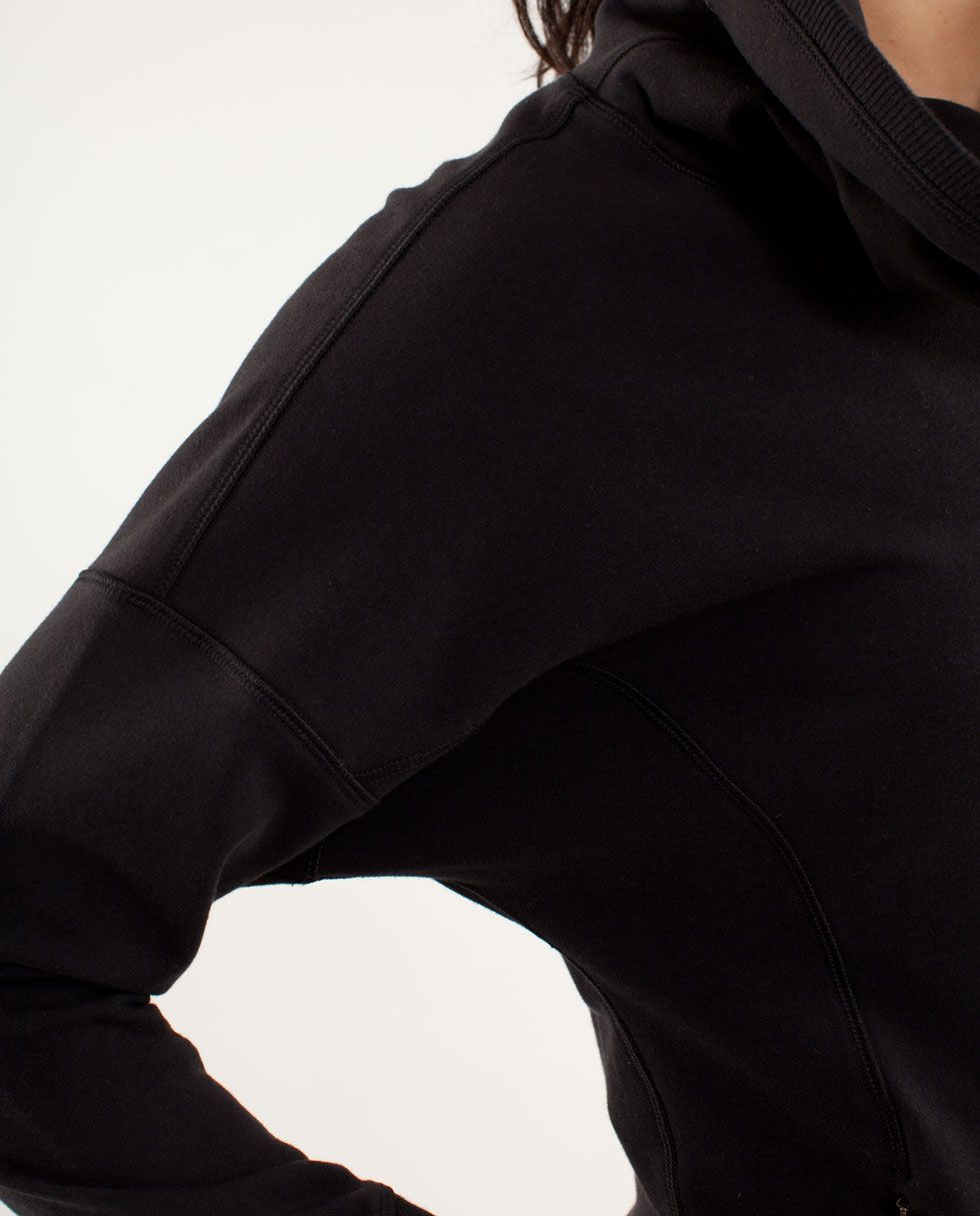 Rest Day Pullover