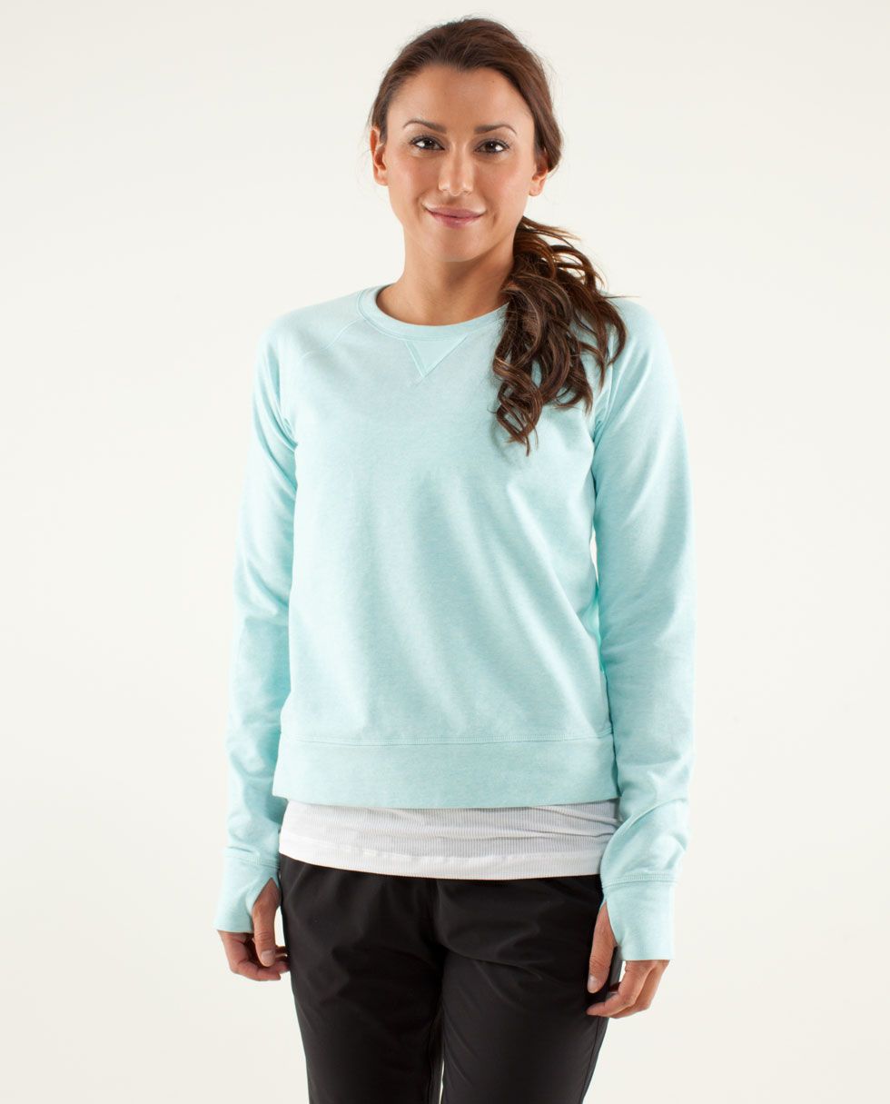 Voyage Pullover