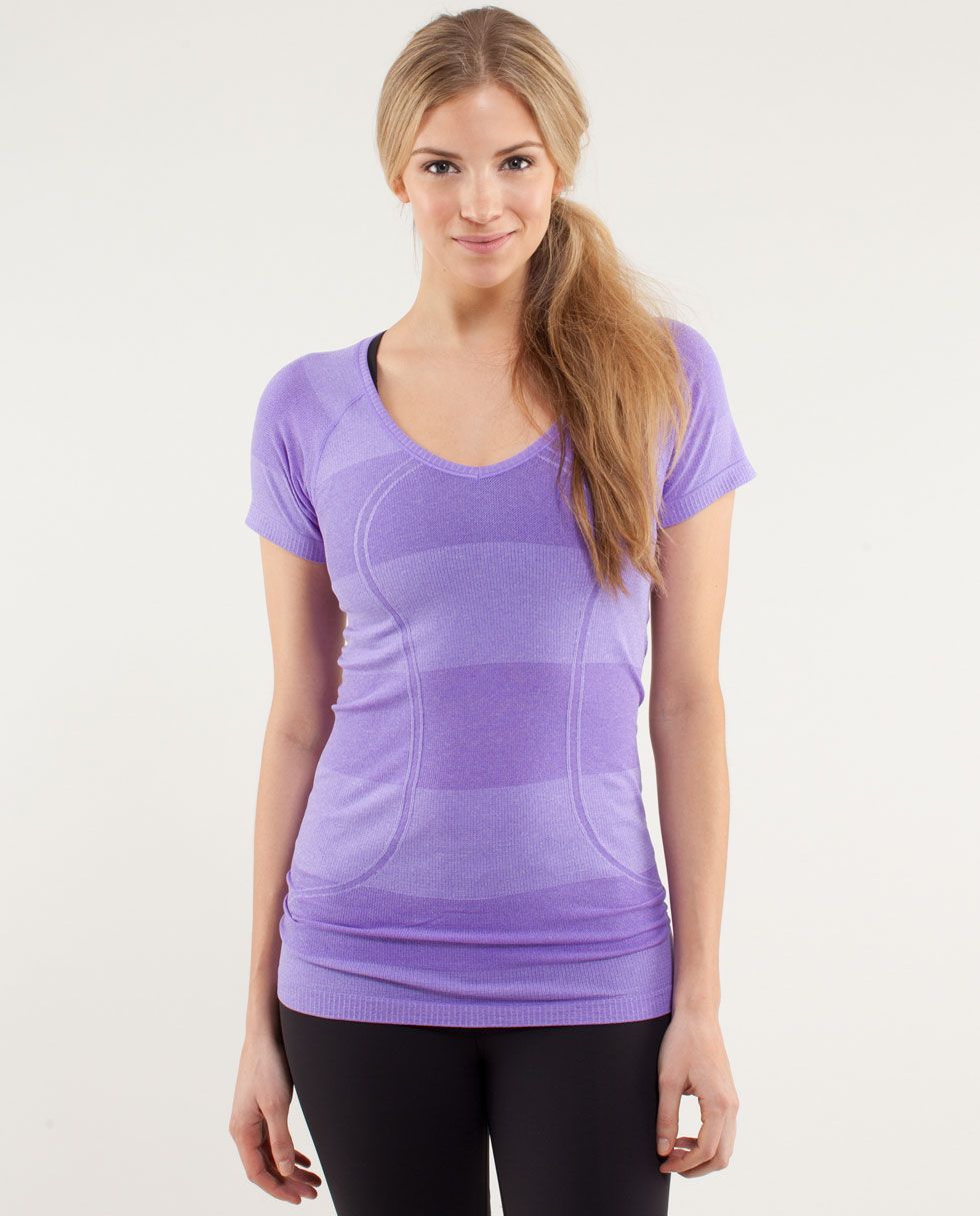 RUN:Swiftly Tech V Neck*Bold