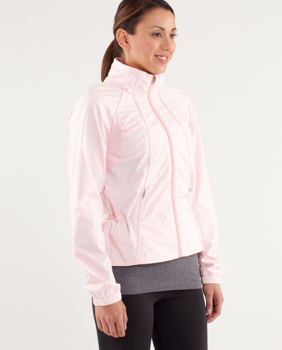 RUN: Travel to Track Jacket   
