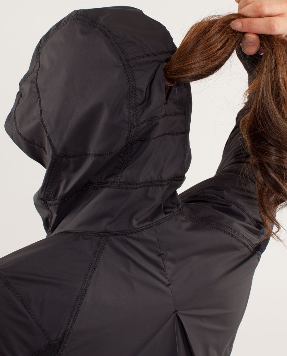 RUN:Get Up And Glow Jacket