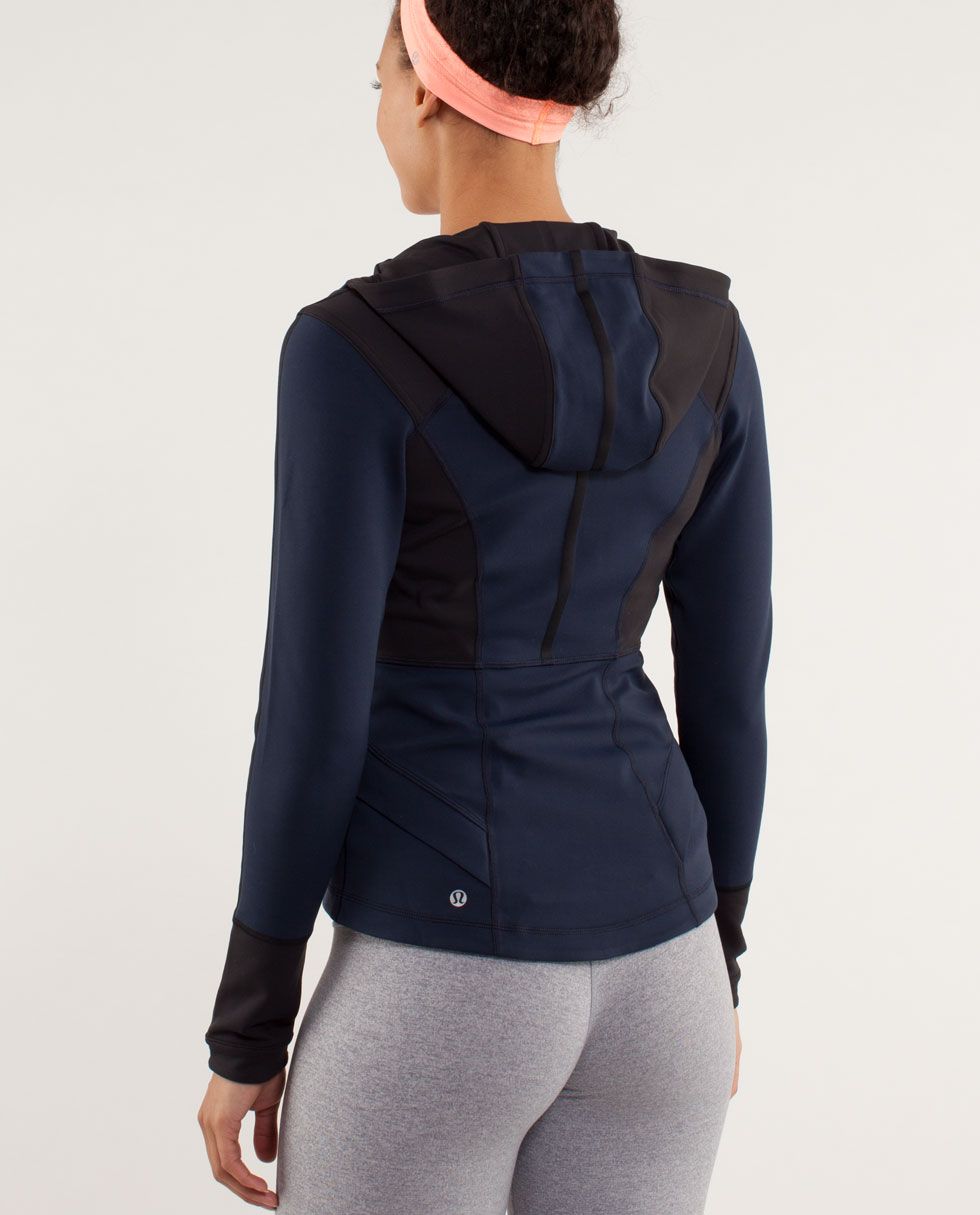Studio Surf Jacket