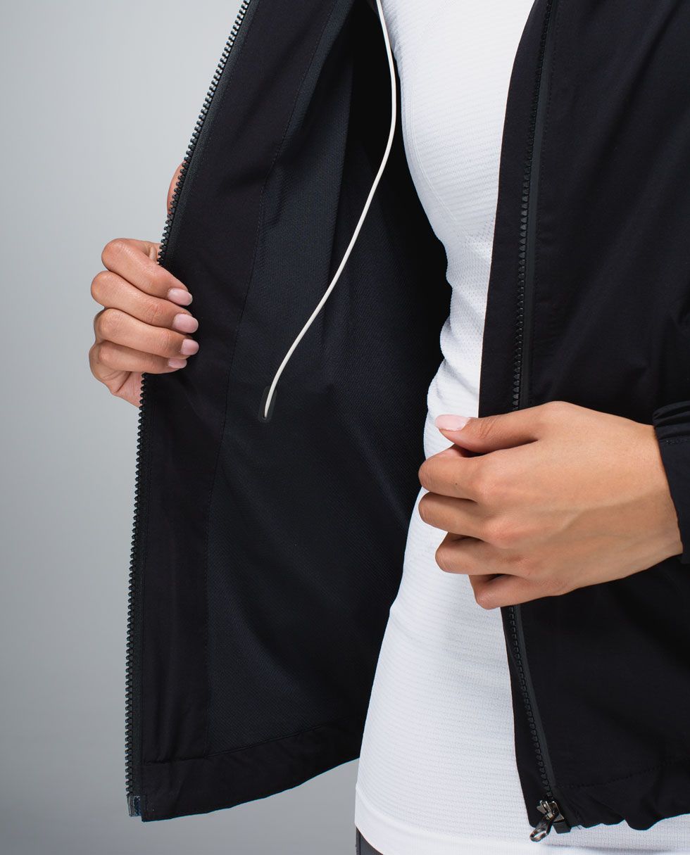 RUN:Rise & Shine Jacket