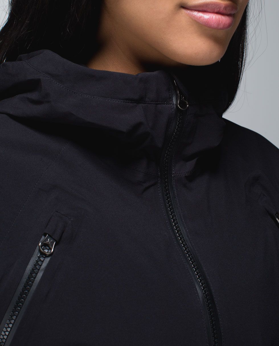 RUN:Rise & Shine Jacket