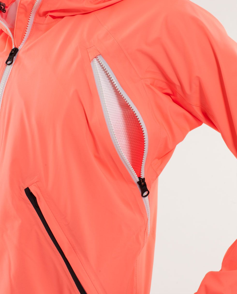 RUN:Rise & Shine Jacket