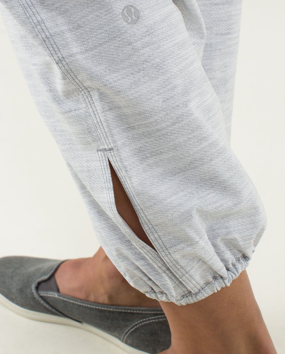 Om Pant