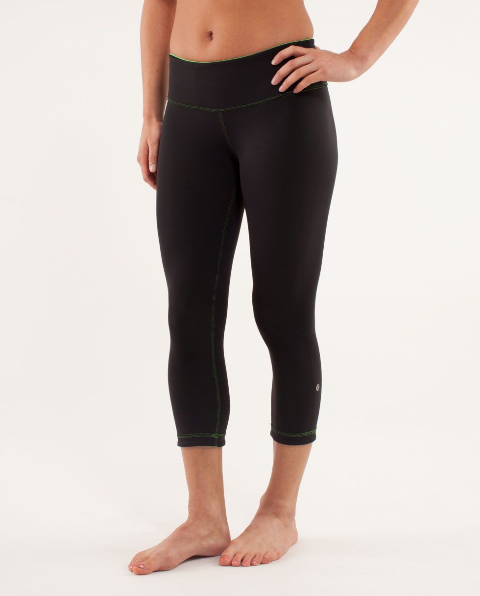 Wunder Under Crop*RVRS