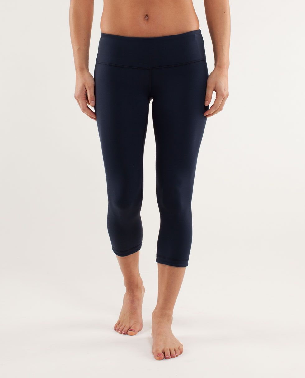 Wunder Under Crop*RVRS