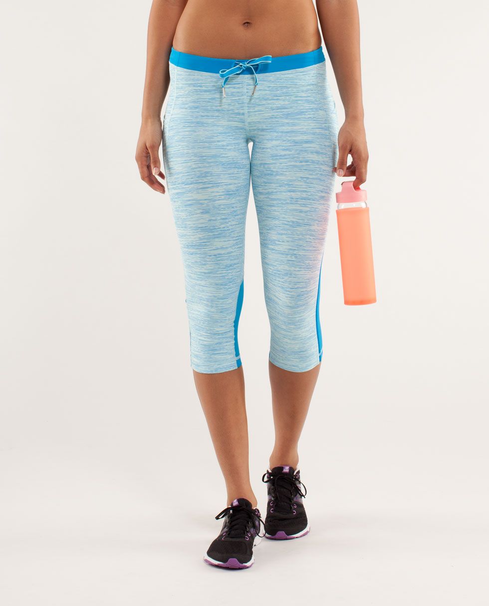 Beach Runner Crop