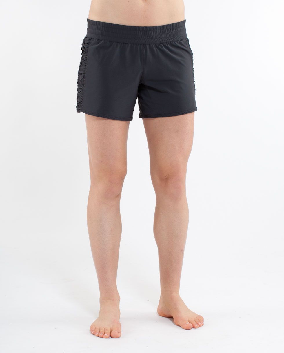 Run:Around Short              