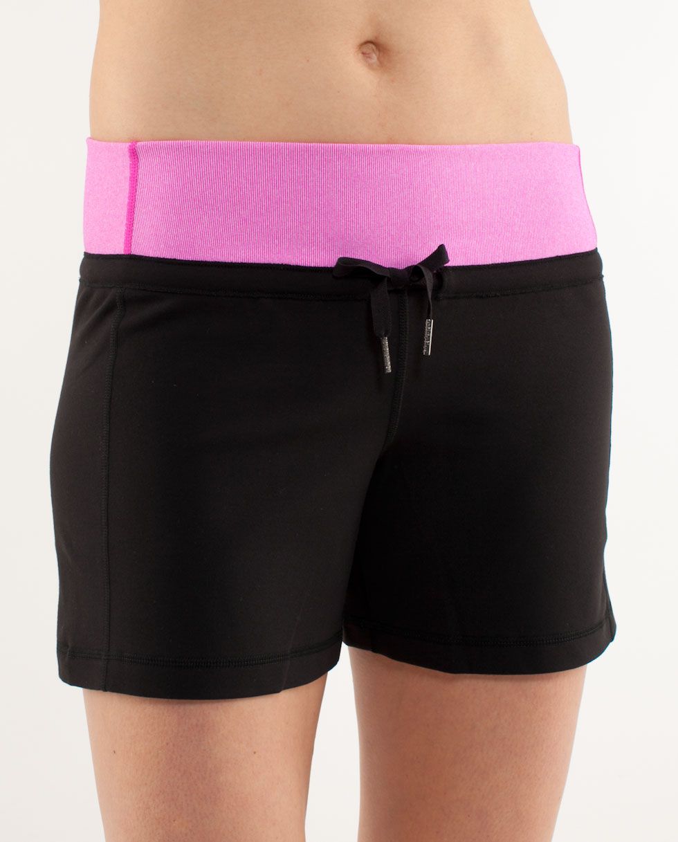 Knock Out Short               