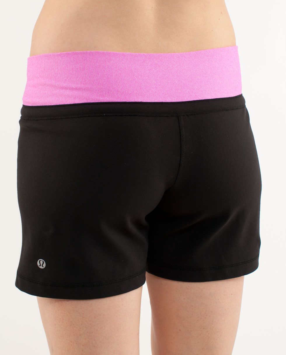 Knock Out Short               