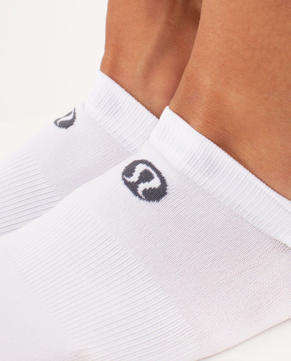 W Featherweight Sock