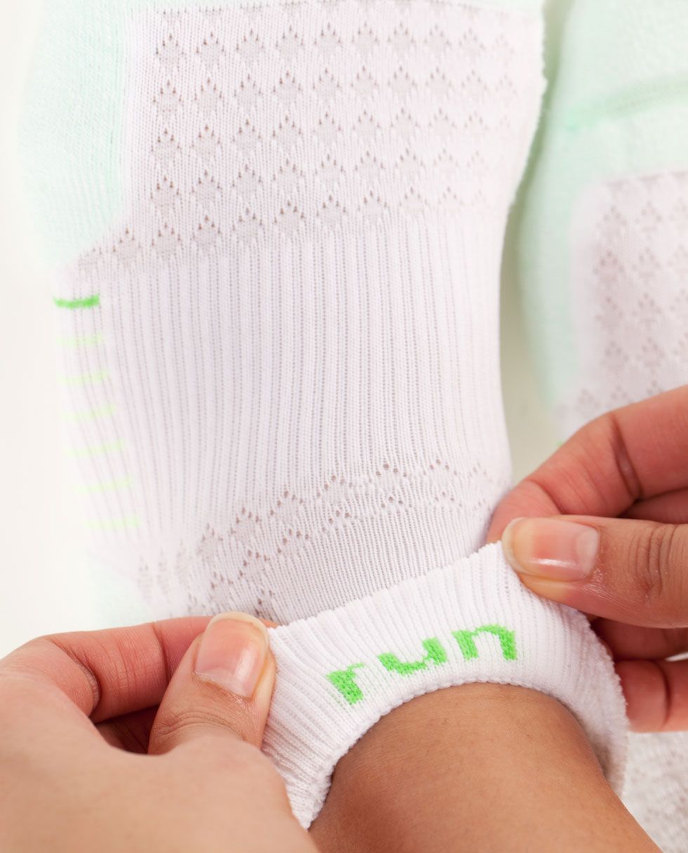 W Ultimate Padded Run Sock