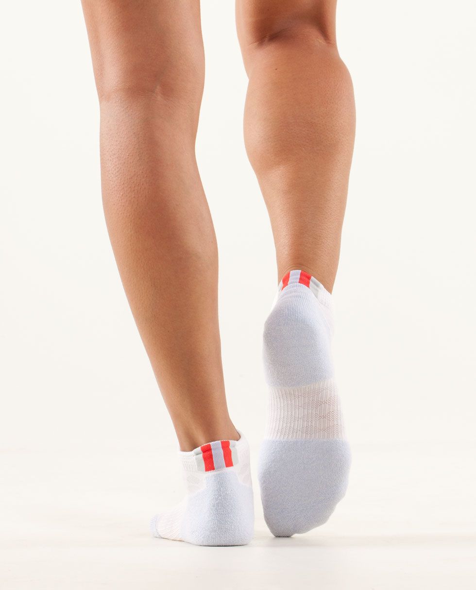 W Ultimate Padded Run Sock