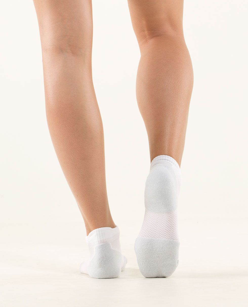 W Ultimate Padded Run Sock
