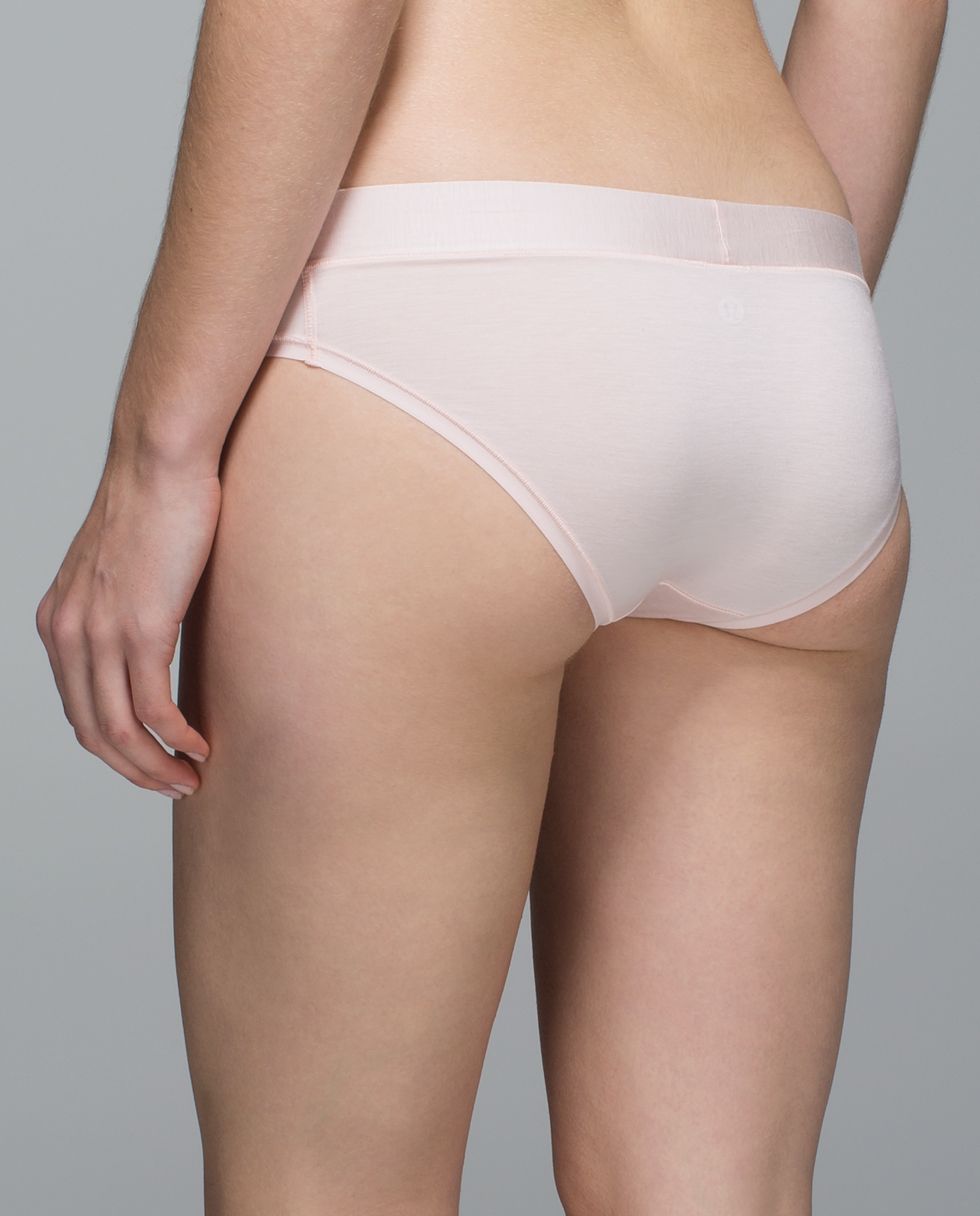 Mula Bandhawear Bikini