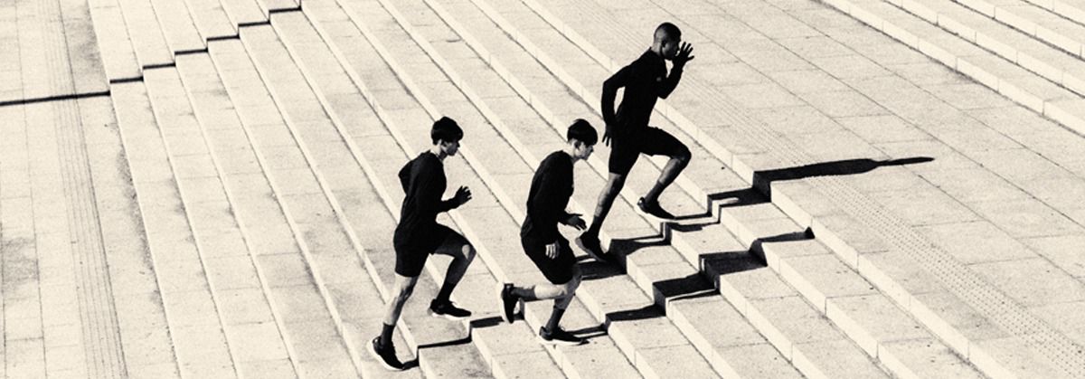 ウィメンズ ランニングウェアとランニングアイテム【ルルレモン公式