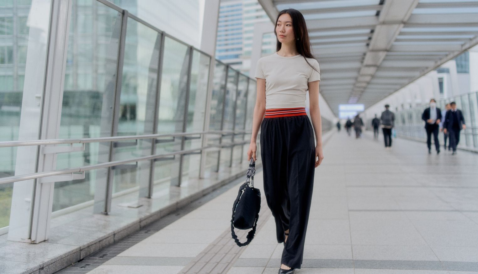 Breezily ミッドライズパンツ トリム *アジアフィット | パンツ