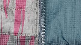 Mystic Green/Deep Fuschia color swatch