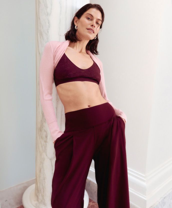 Descubre el pantal&oacute;n palazzo Align