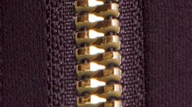 Nouveau Black Plum/Gold/Gold