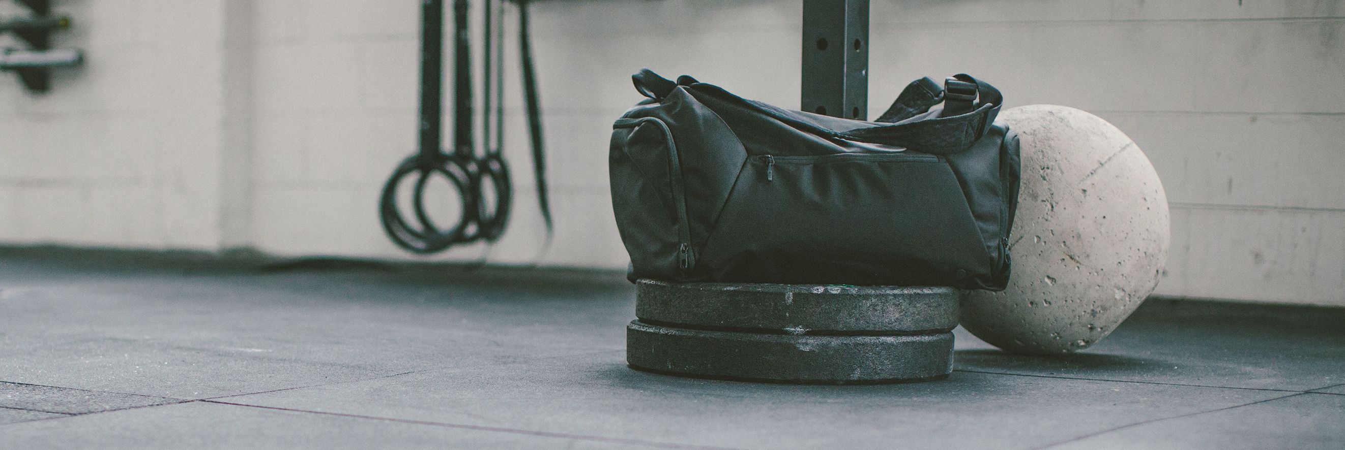 lululemon mens gym bag