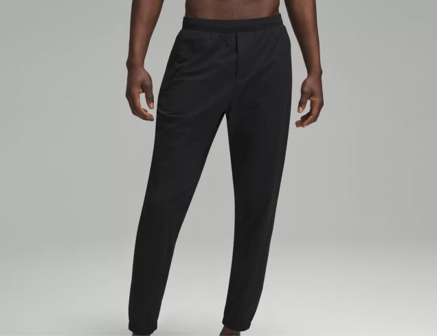 Lululemon Align Joggers, Women's Fashion, Clothes on Carousell