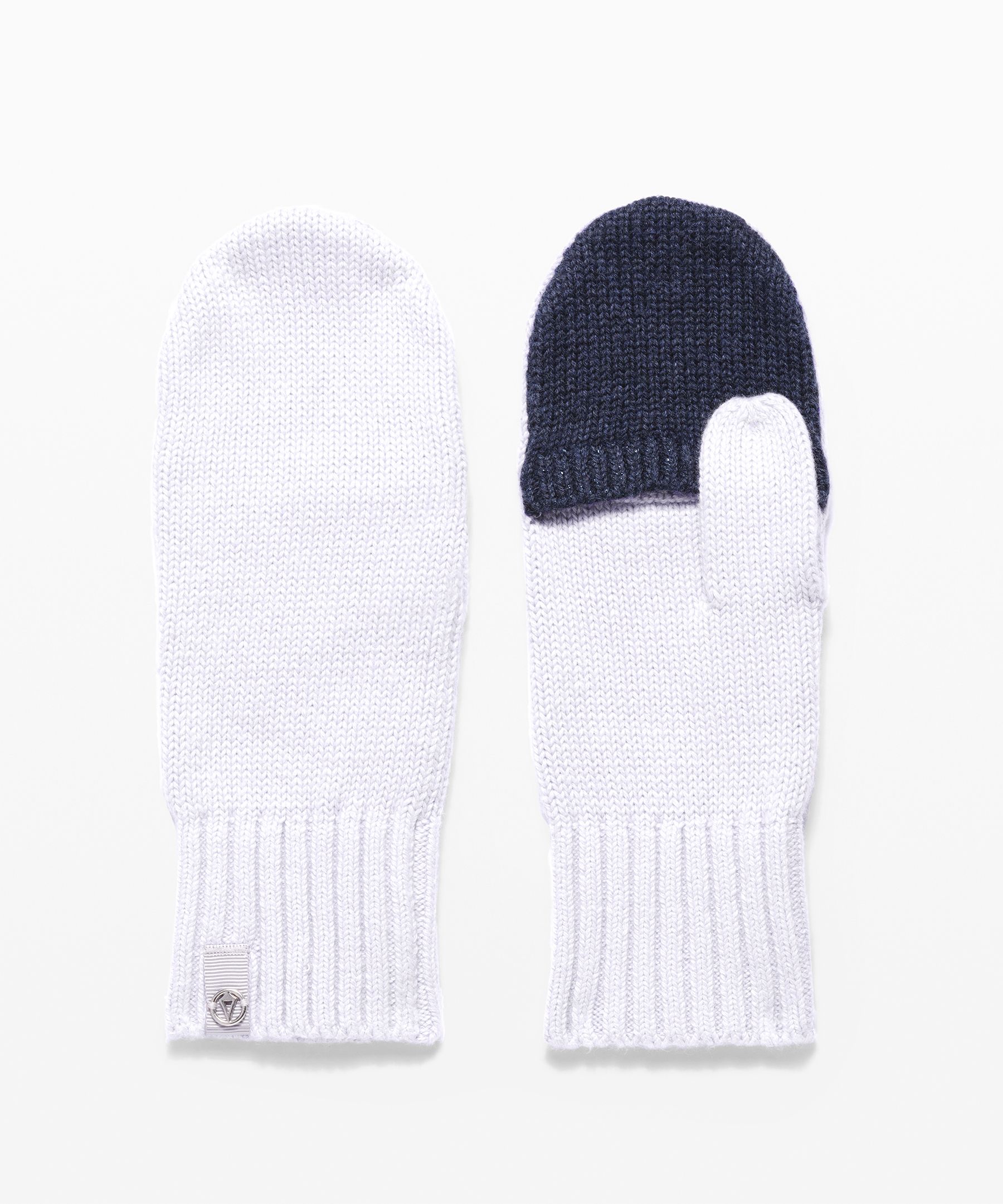 Lululemon Proudly Present Mittens - Girls In Silver Lilac