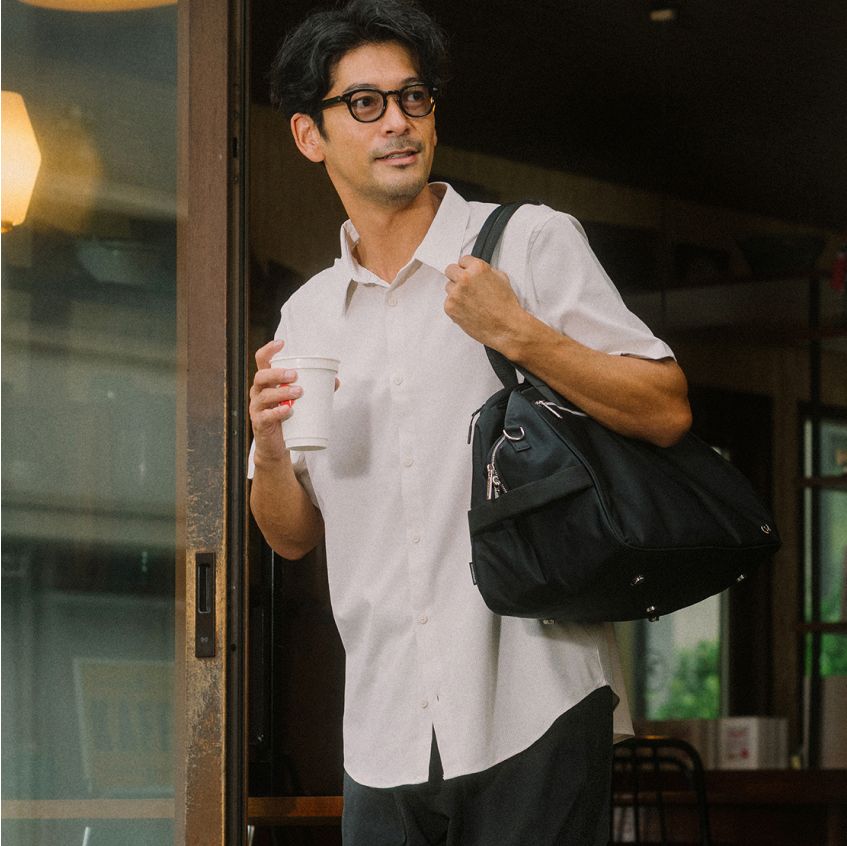 限定！ルルレモン日本未入荷ロゴ入りウエストバッグ 日本未入荷・海外限定アイテム lululemon(ルルレモン) - 海外
