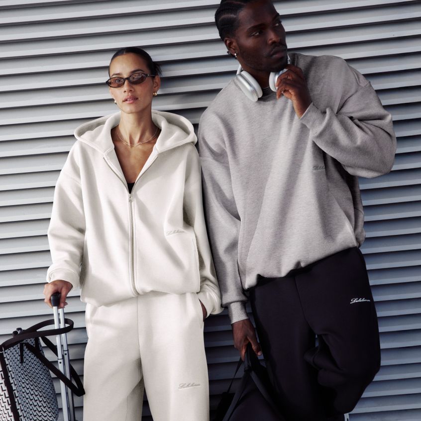 【美品】ルルレモン ストライプヨガウェア サイズ2 美品】ルルレモン ストライプヨガウェア サイズ2 ヨガウェア