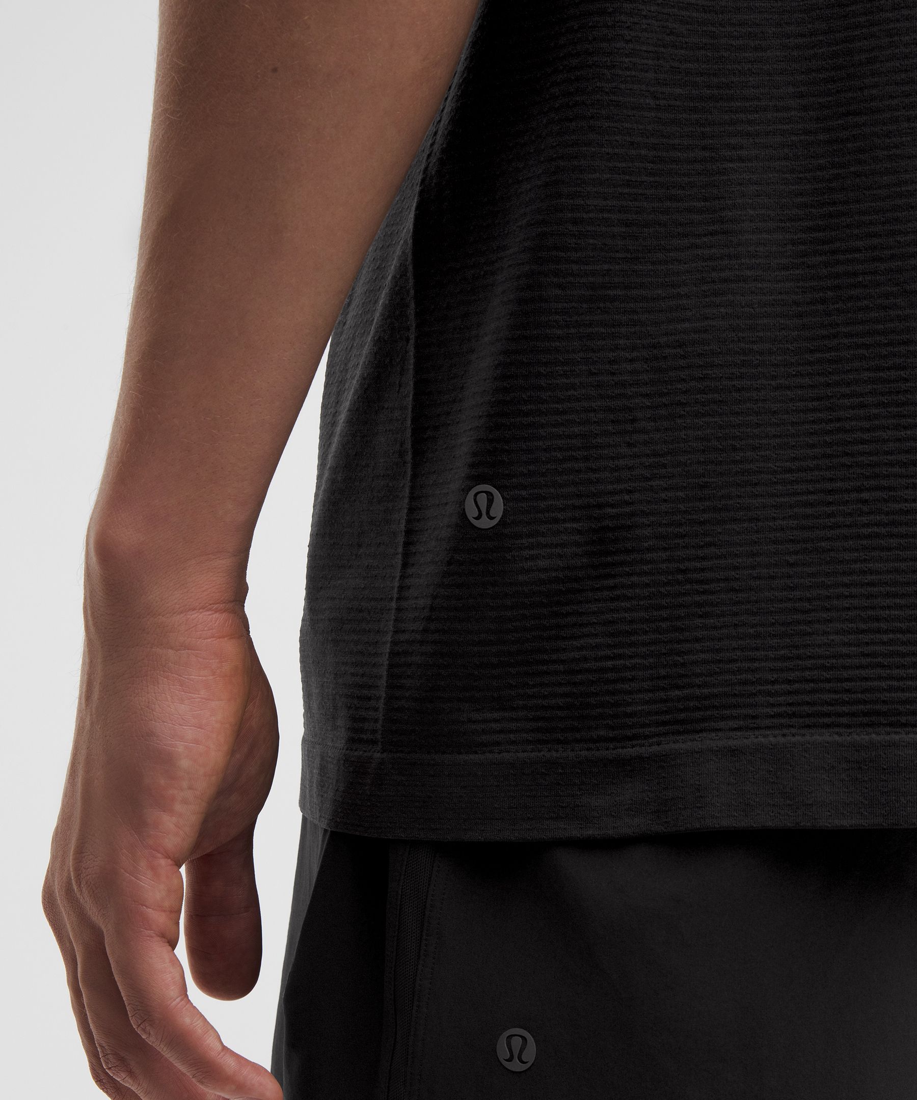 Metal Vent Tech Sleeveless Shirt *Updated Fit