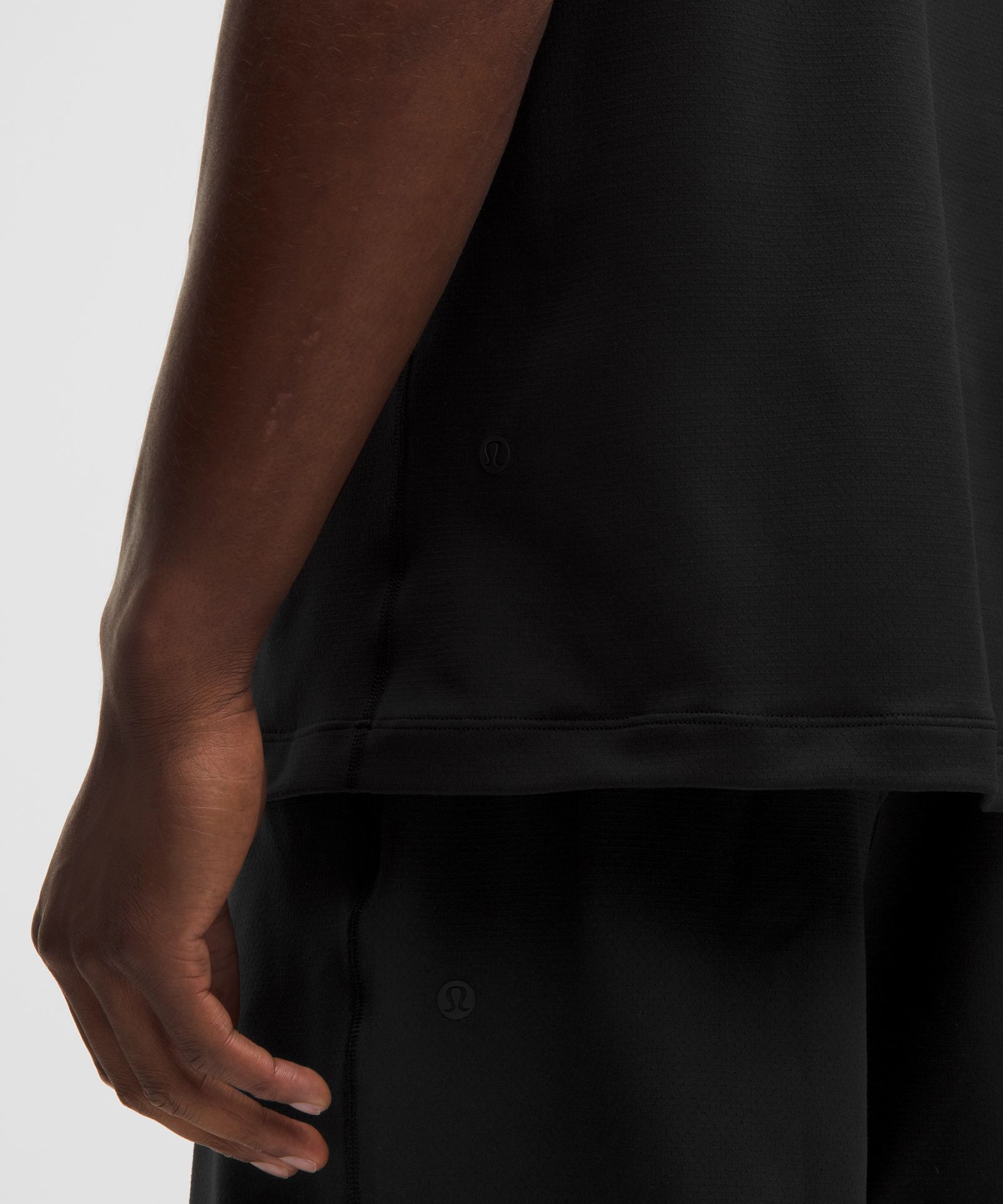 Мужская майка Lululemon Mesh Soft Jersey — фото 5