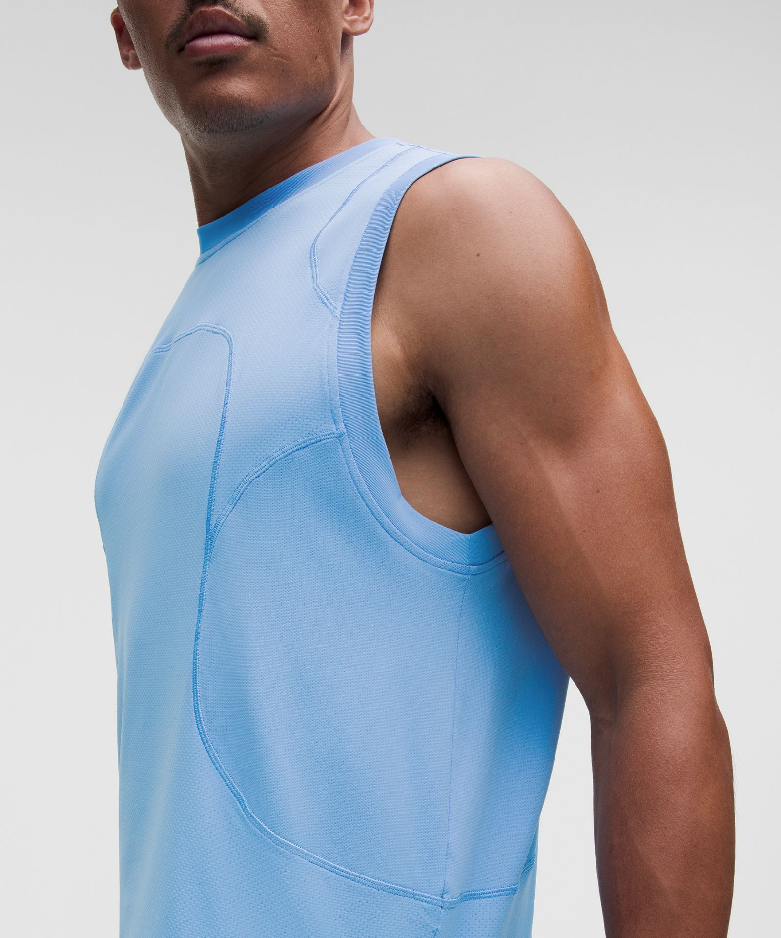 Мужская майка Lululemon Perforated Mesh — фото 6