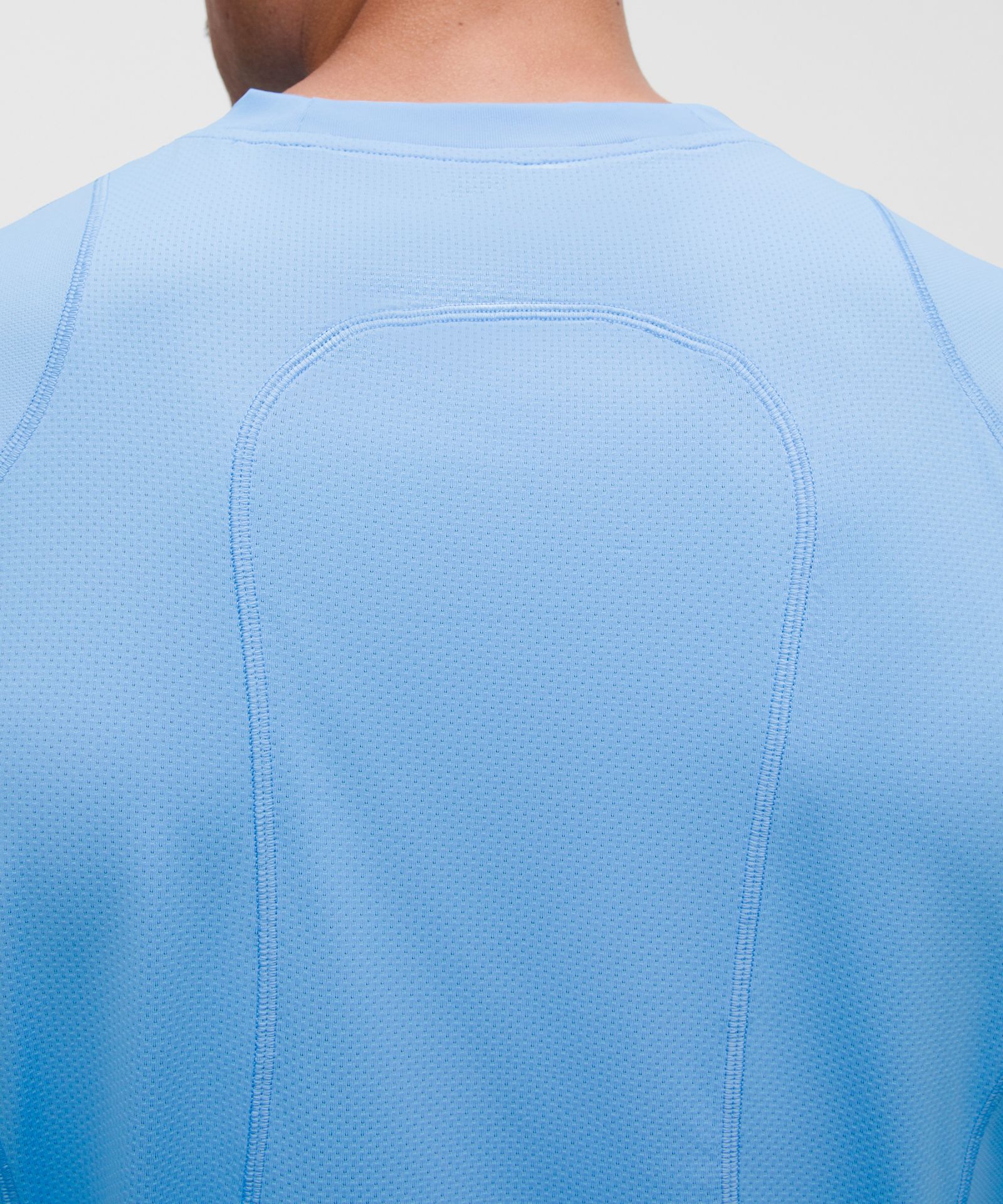 Мужская майка Lululemon Perforated Mesh — фото 7