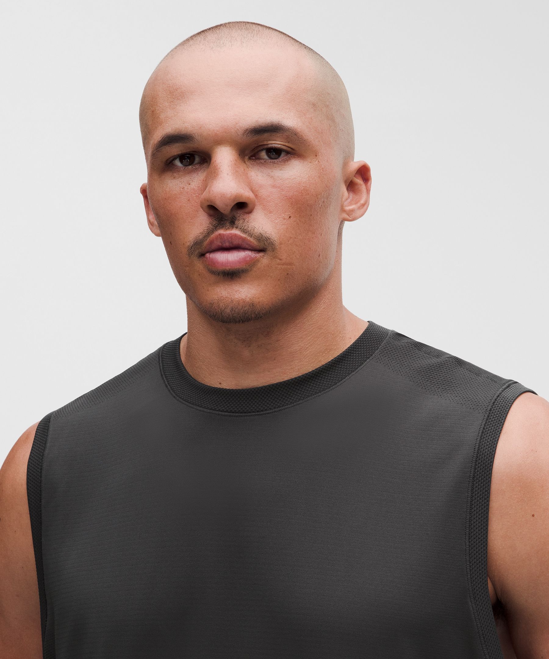 Metal Vent Tech Relaxed-Fit Sleeveless Shirt *Training