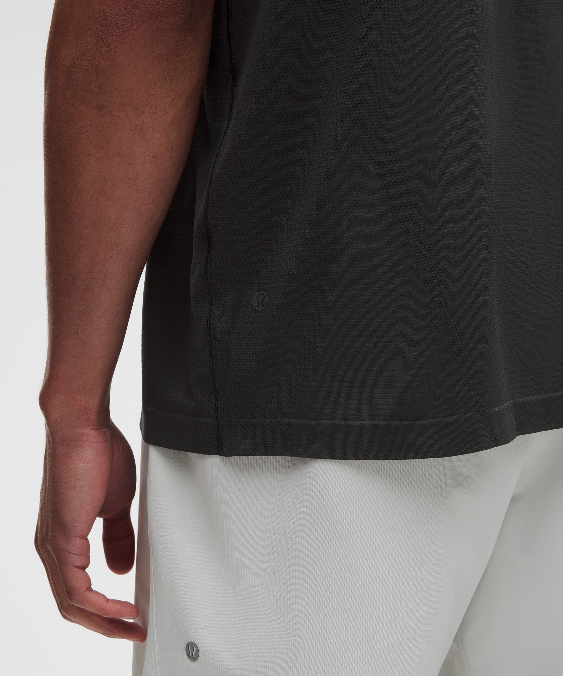 Metal Vent Tech Relaxed-Fit Sleeveless Shirt *Training