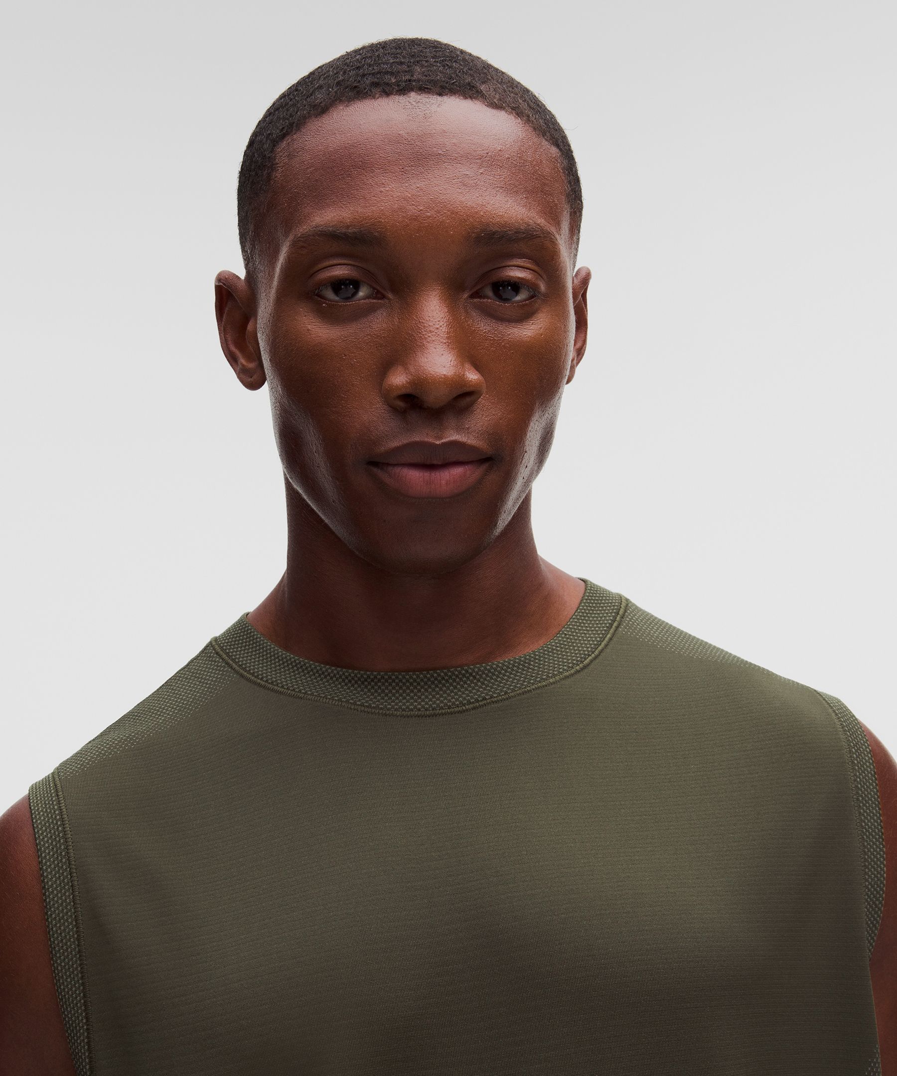 Metal Vent Tech Relaxed-Fit Sleeveless Shirt *Training