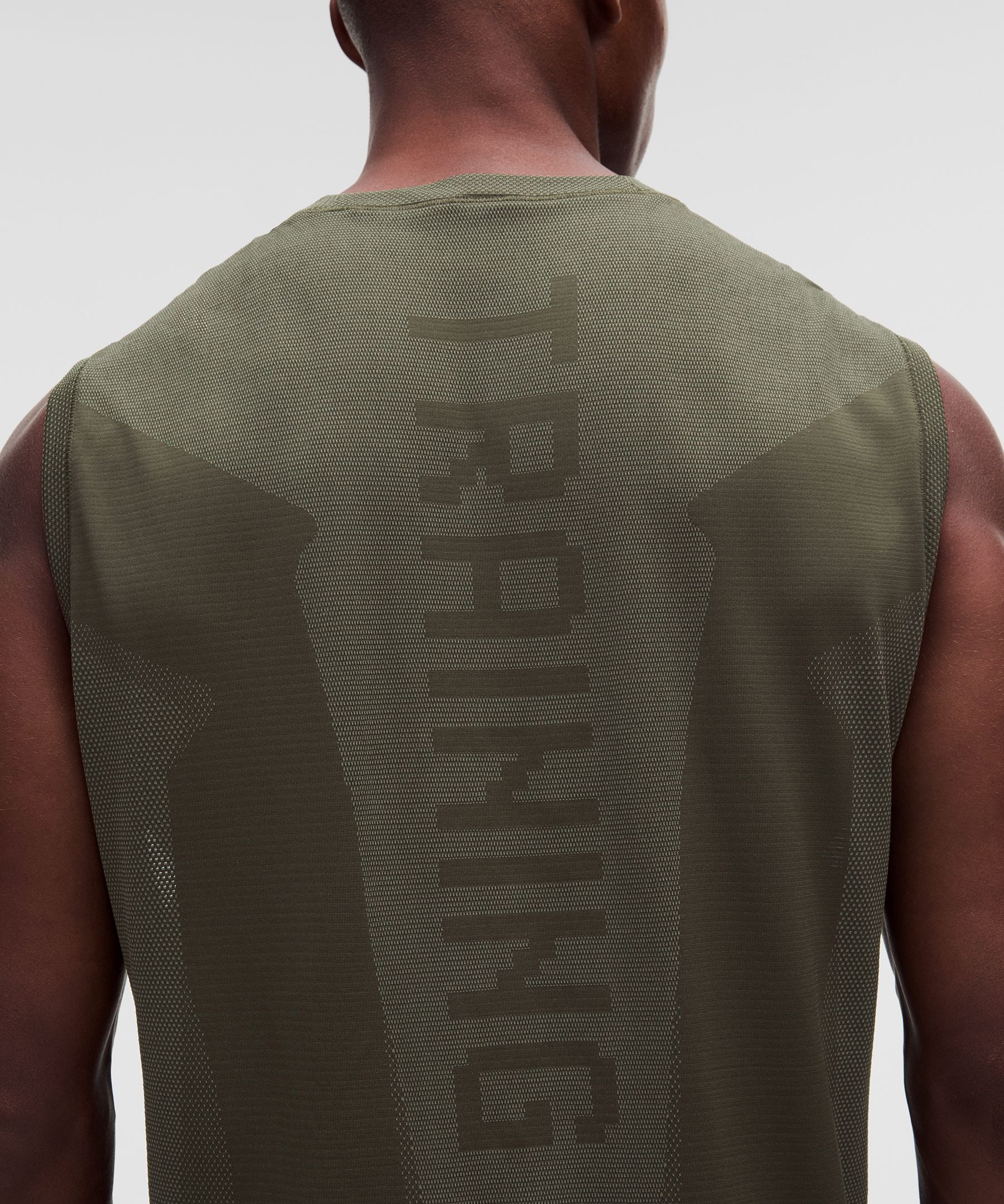 Metal Vent Tech Relaxed-Fit Sleeveless Shirt *Training