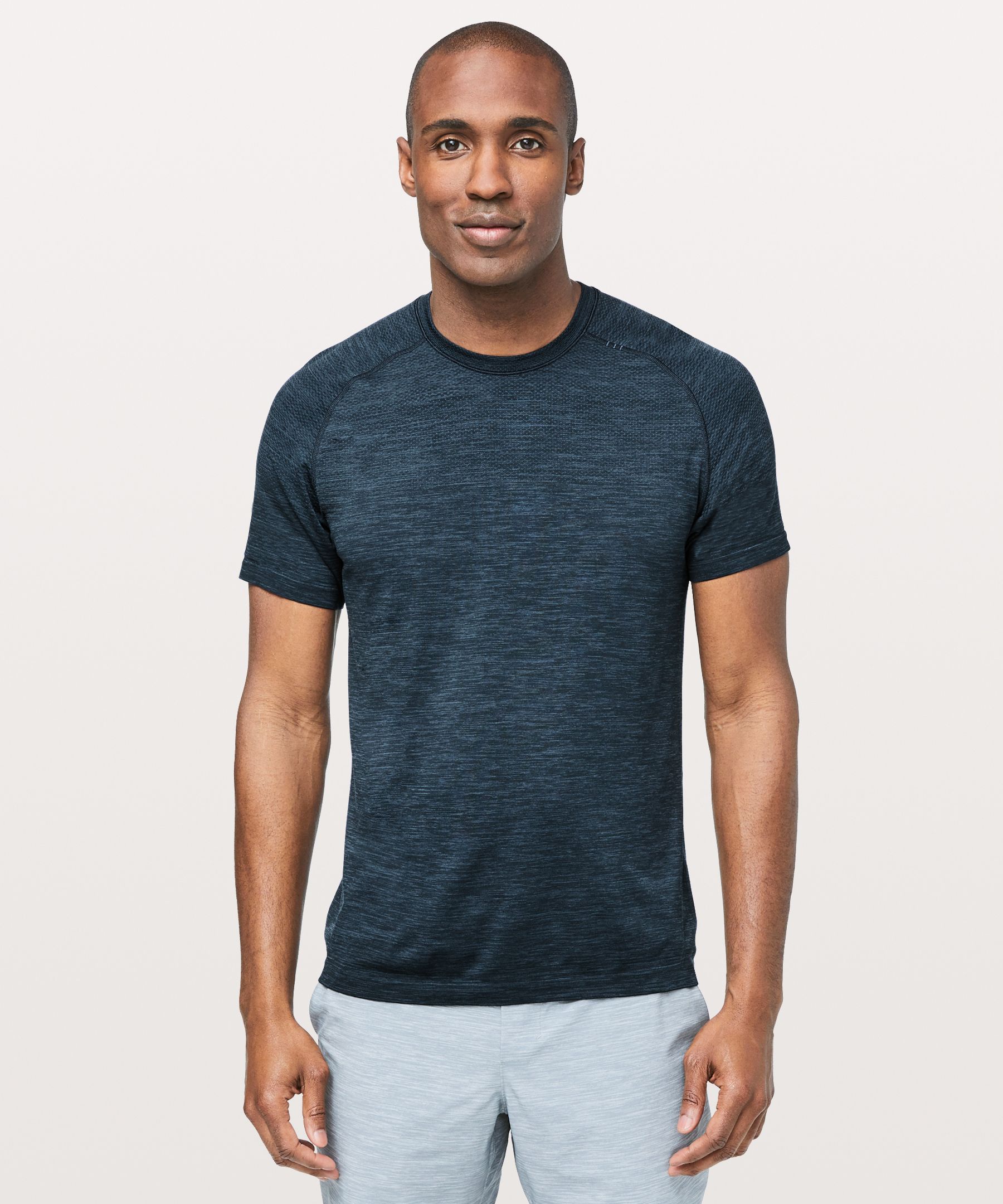 Lululemon metal vent store tech short sleeve