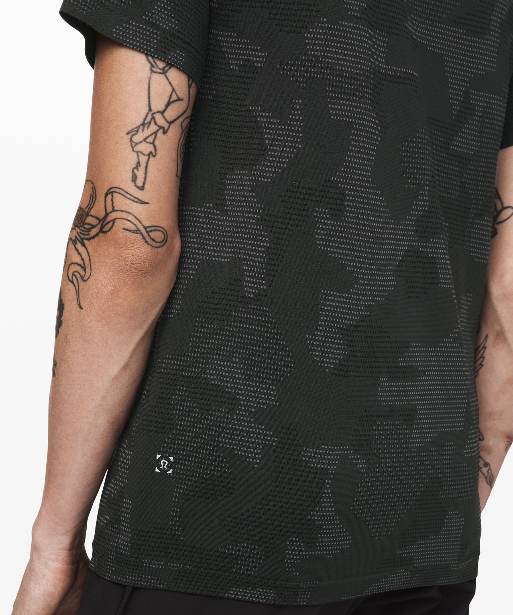 Metal Vent Tech Short Sleeve *Geo Camo